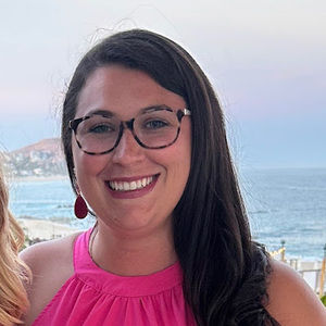 Meet your Posher, Ella